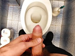 Piss after edge session