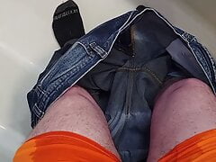 I can't stop pissing myself, after having some drinks. POV