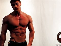 Jeff Seid Posing Day Before Emerald Cup