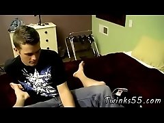 Male feet worship emo gay Toe Fucking Boys Get Kinky!