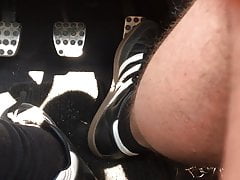 Pedal sneakers driver