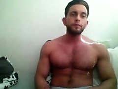 Austrian Gorgeous Muscle Boy With Nice Cock On Cam