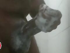 Big dick thick dick in the bathroom Masturbation video Anyone want to eat thick dick?