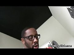Black Muscular Gay Dude Fuck White Twing With His BBC 05