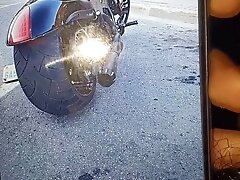 MOUTH AND PUSSY OF BLONDE FAN OF BIKES GET PENETRATED