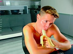 Yummyy Bananaa - Christian Levine
