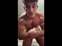 Post Gym Muscle Hunk Jerk and Cum