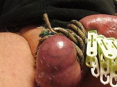 Tying the penis and my testicles tightly. Good zoom view.