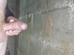 Horny Construction Worker Wanking And Cumming On The Job