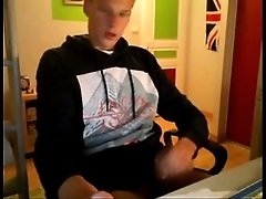 Horny 18 Year Old Teen Plays With Ass On Webcam - www.sluttygaycams.com