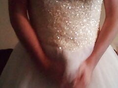 Quick standing pump & dump of Oleg Cassini wedding dress