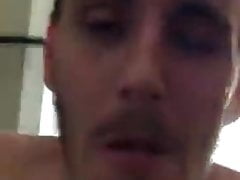 Cumming on his own face