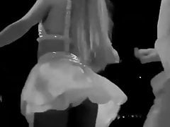 Ariana Grande Twerking