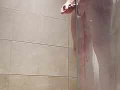 Who wants to take a shower with me? ??